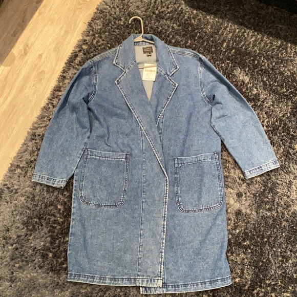 Coat - Picture 1 of 3